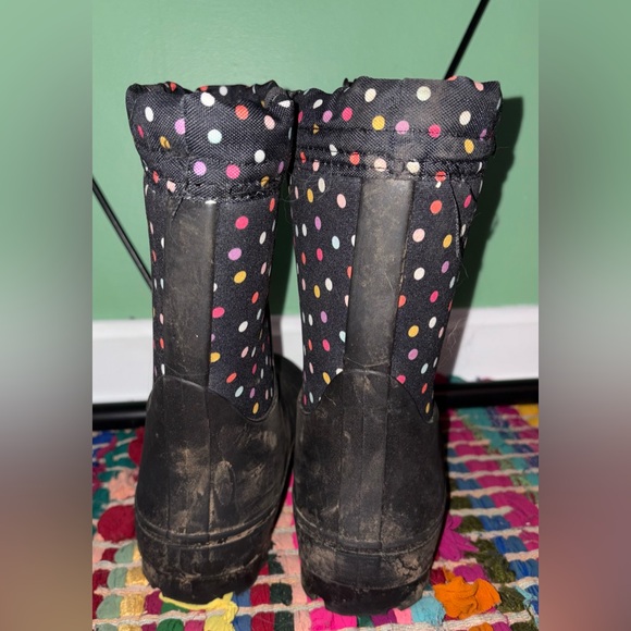 Big Kids Black Polka Dot Snow/Rain Boots size 4 - Picture 4 of 9